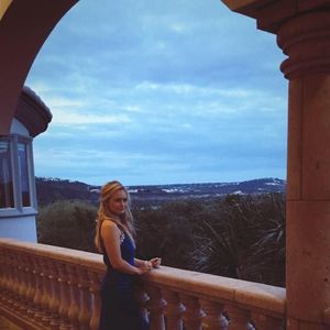 Meet your Posher, Candis